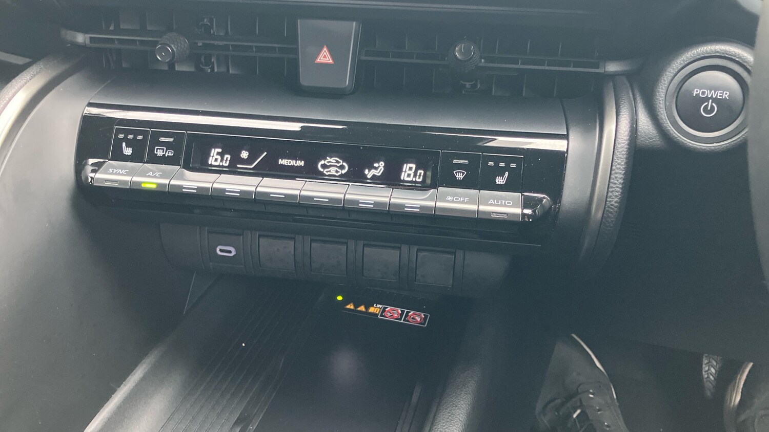 Used Toyota C-HR 2024 for sale - 75975130: Photo 35