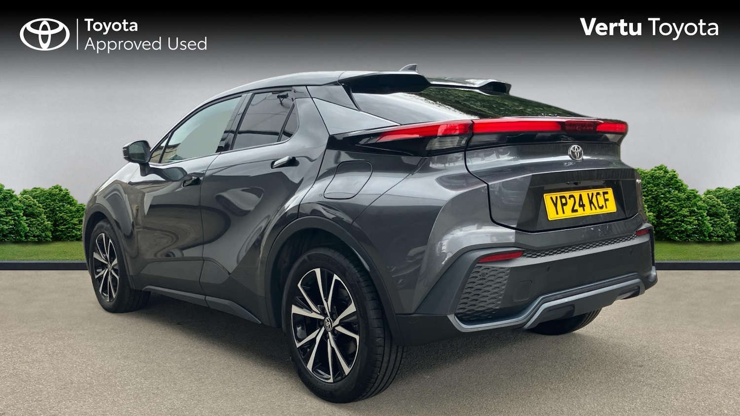 Used Toyota C-HR 2024 for sale - 75975130: Photo 4