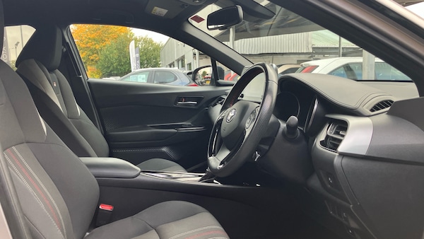 Used Toyota C-HR 2021 for sale - 76292807: Photo 11