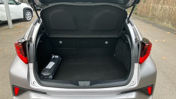 Used Toyota C-HR 2021 for sale - 76292807: Photo 14