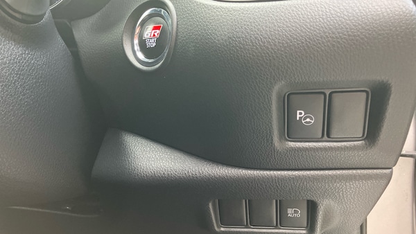 Used Toyota C-HR 2021 for sale - 76292807: Photo 31