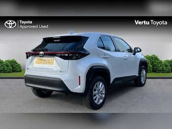 Used Toyota Yaris Cross 2024 for sale - 77691445: Photo