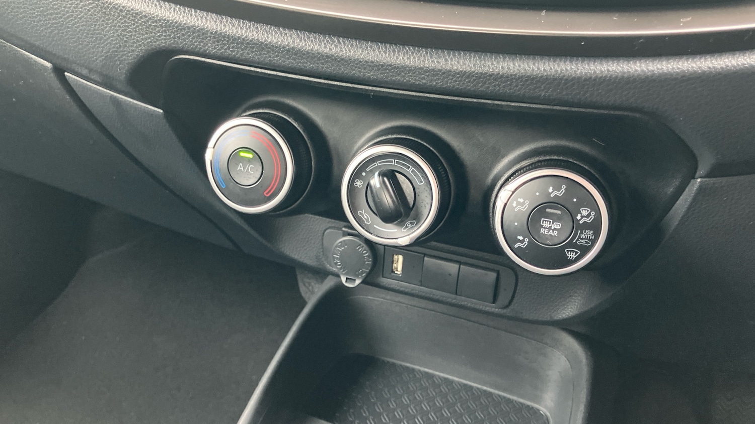 Used Toyota Aygo X 2022 for sale - 76091373: Photo 35