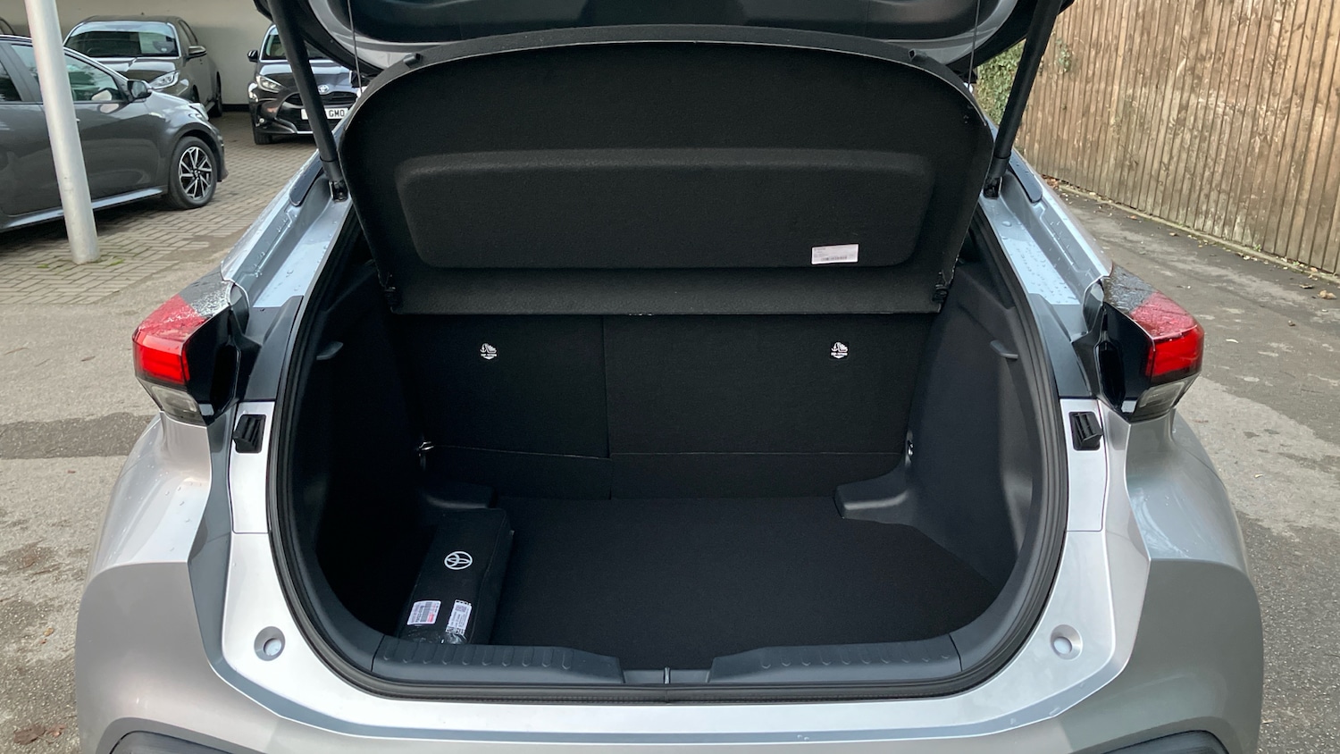 Used Toyota C-HR 2025 for sale - 76694173: Photo 14