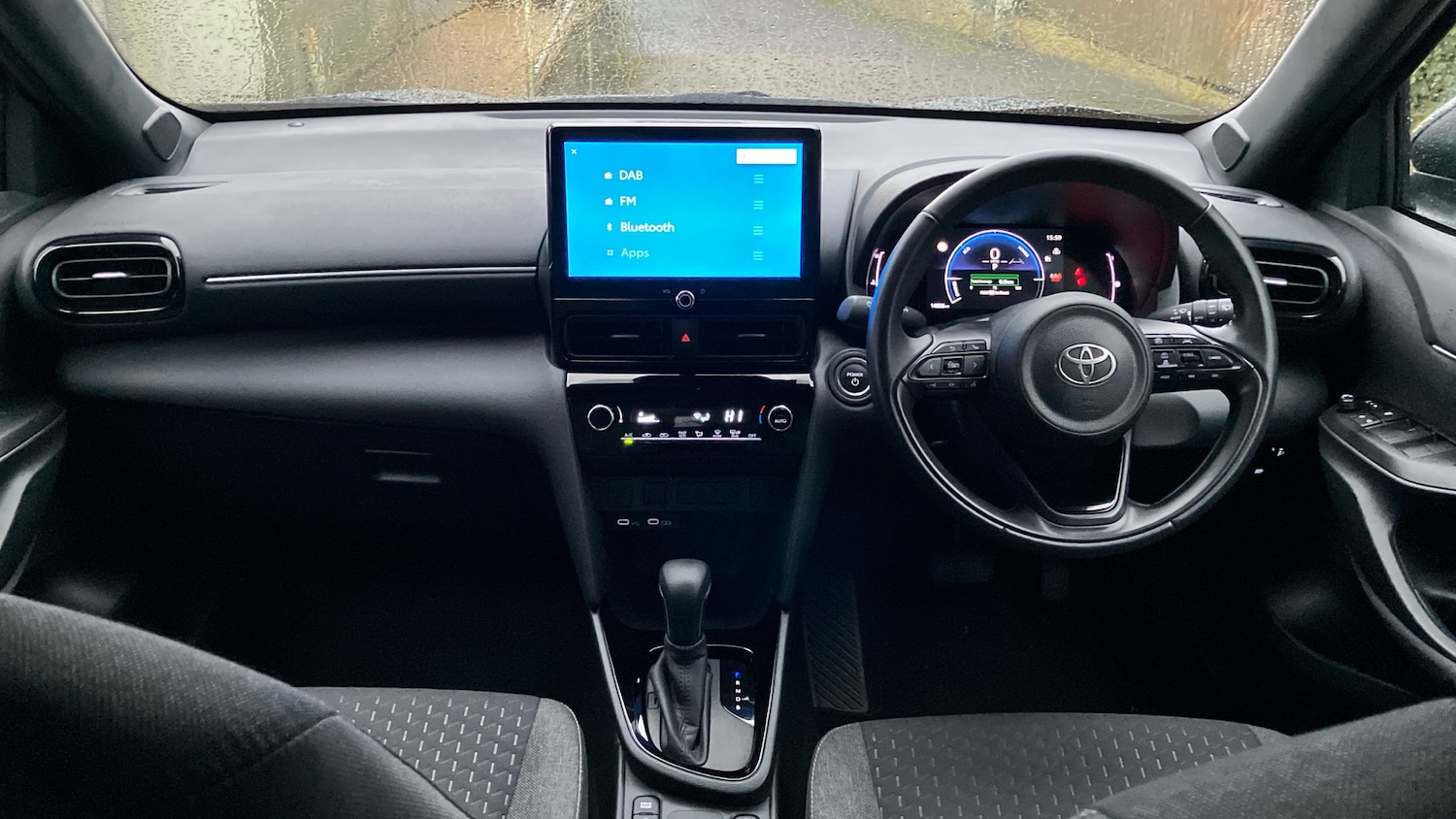 Used Toyota Yaris Cross 2024 for sale - 77558465: Photo 5