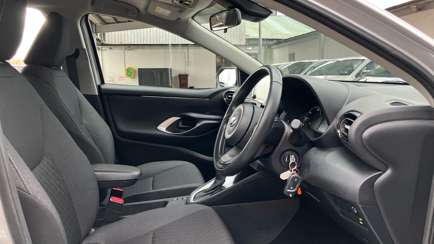 Used Toyota Yaris 2023 for sale - 77210929: Photo 11