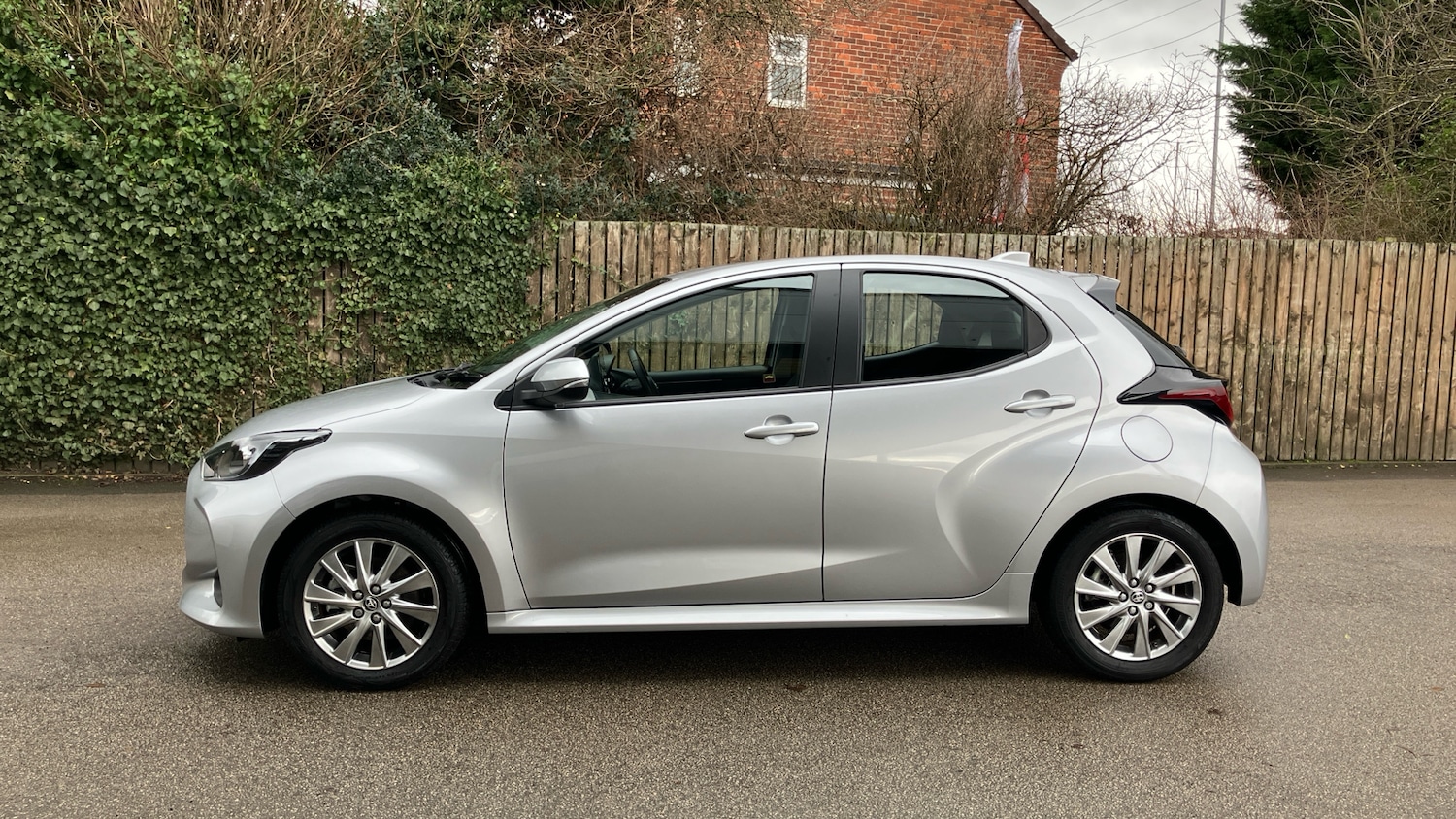 Used Toyota Yaris 2023 for sale - 77210929: Photo 17