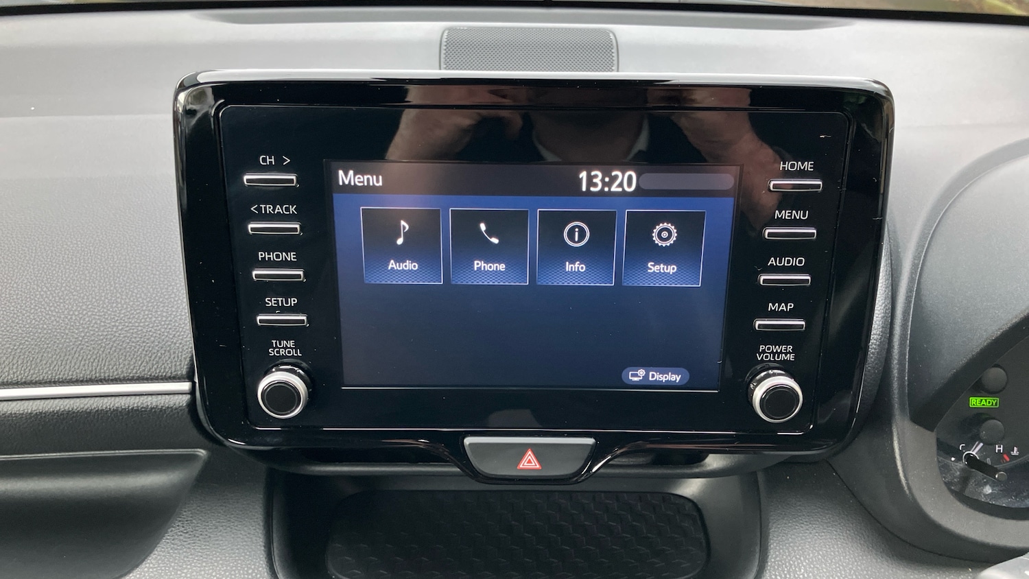 Used Toyota Yaris 2023 for sale - 77210929: Photo 25