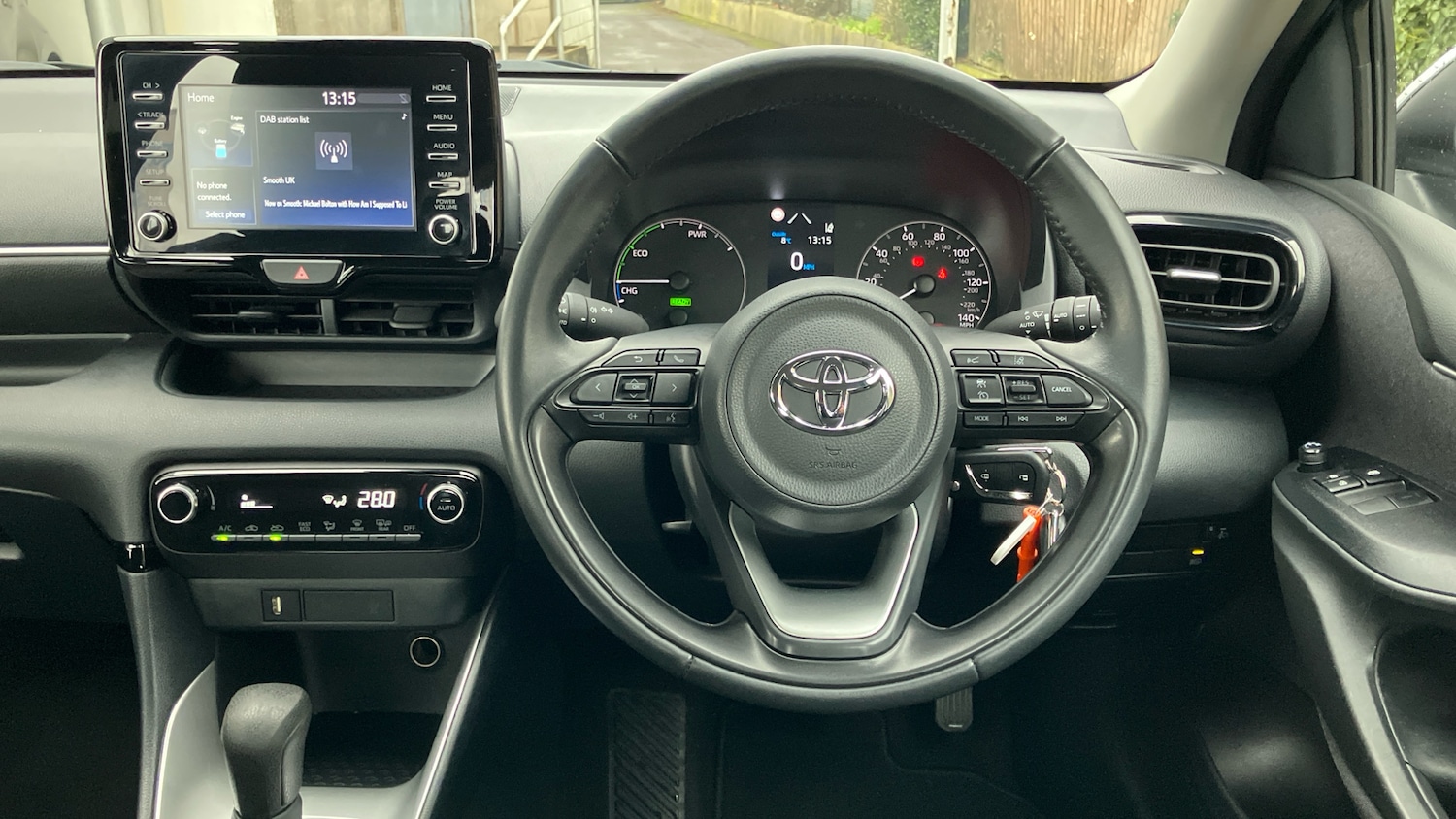 Used Toyota Yaris 2023 for sale - 77210929: Photo 8