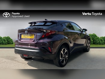 Used Toyota C-HR 2023 for sale - 79432648: Photo