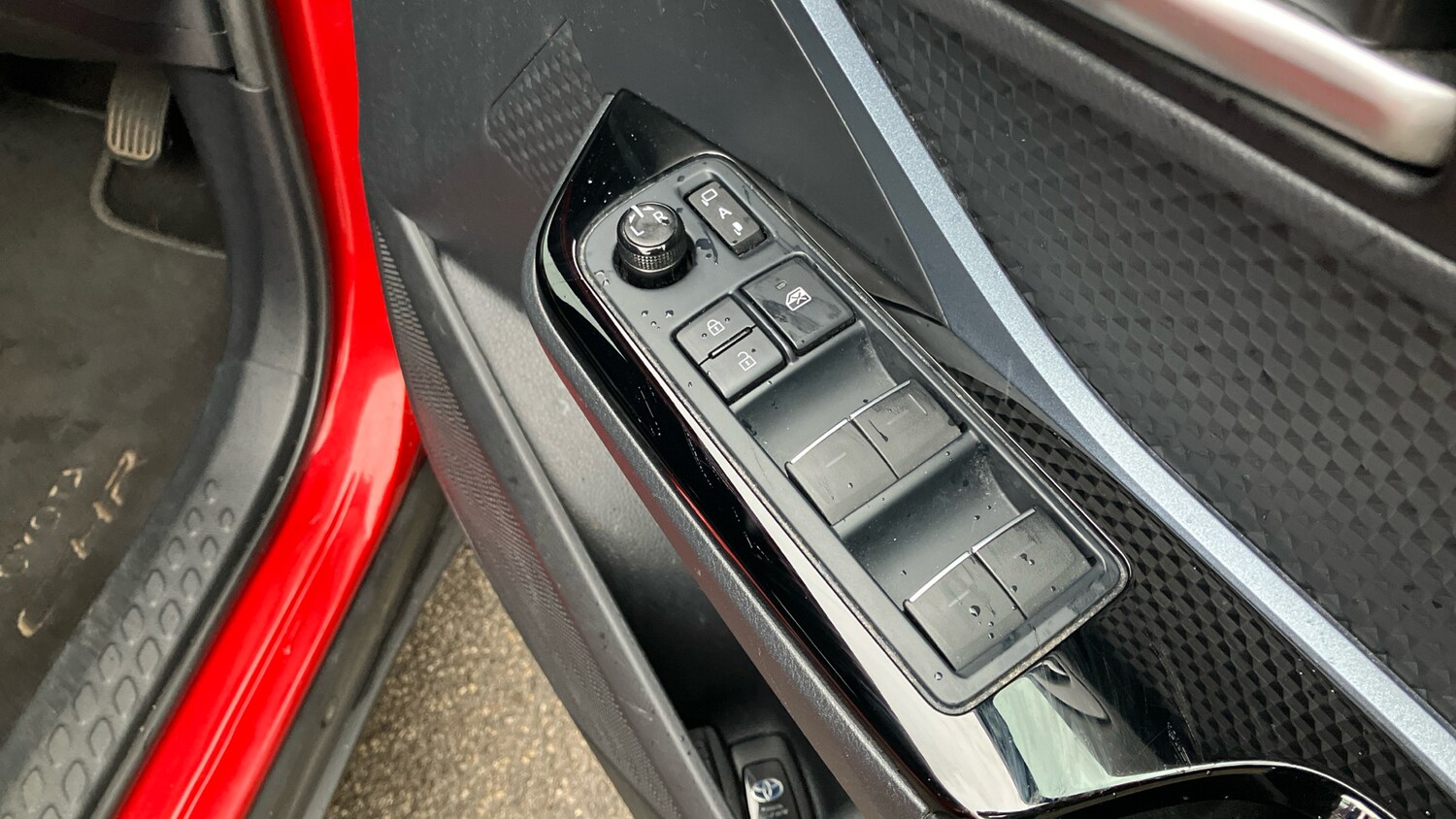 Used Toyota C-HR 2020 for sale - 77687857: Photo 31