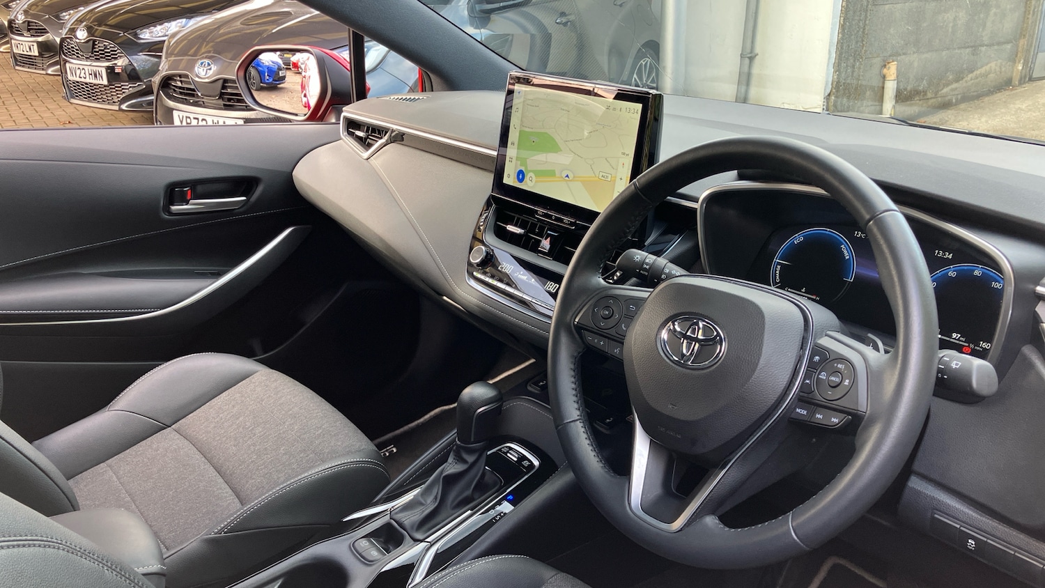 Used Toyota Corolla 2024 for sale - 76292809: Photo 39