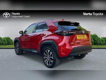 Used Toyota Yaris Cross 2024 for sale - 79335321: Photo