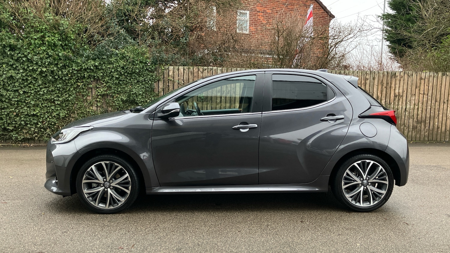 Used Toyota Yaris 2023 for sale - 77264284: Photo 17