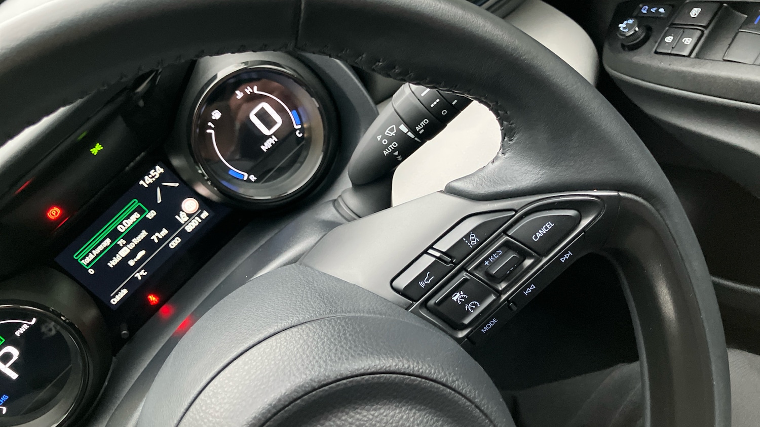 Used Toyota Yaris 2023 for sale - 77264284: Photo 33