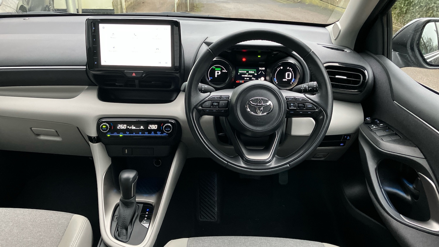 Used Toyota Yaris 2023 for sale - 77264284: Photo 6