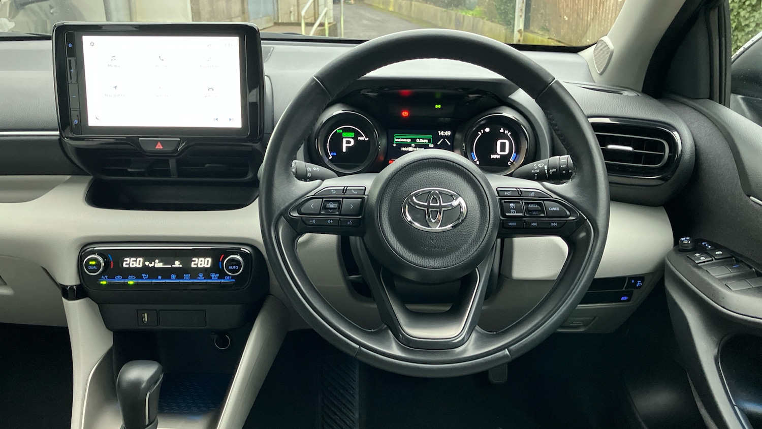 Used Toyota Yaris 2023 for sale - 77264284: Photo 8