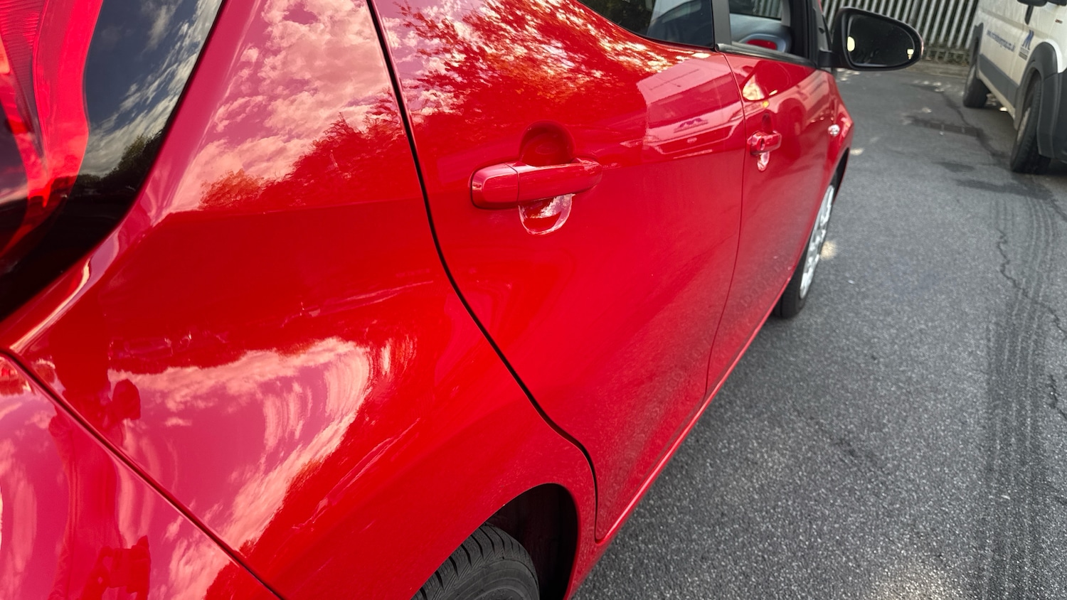 Used Toyota AYGO 2020 for sale - 76450301: Photo 24