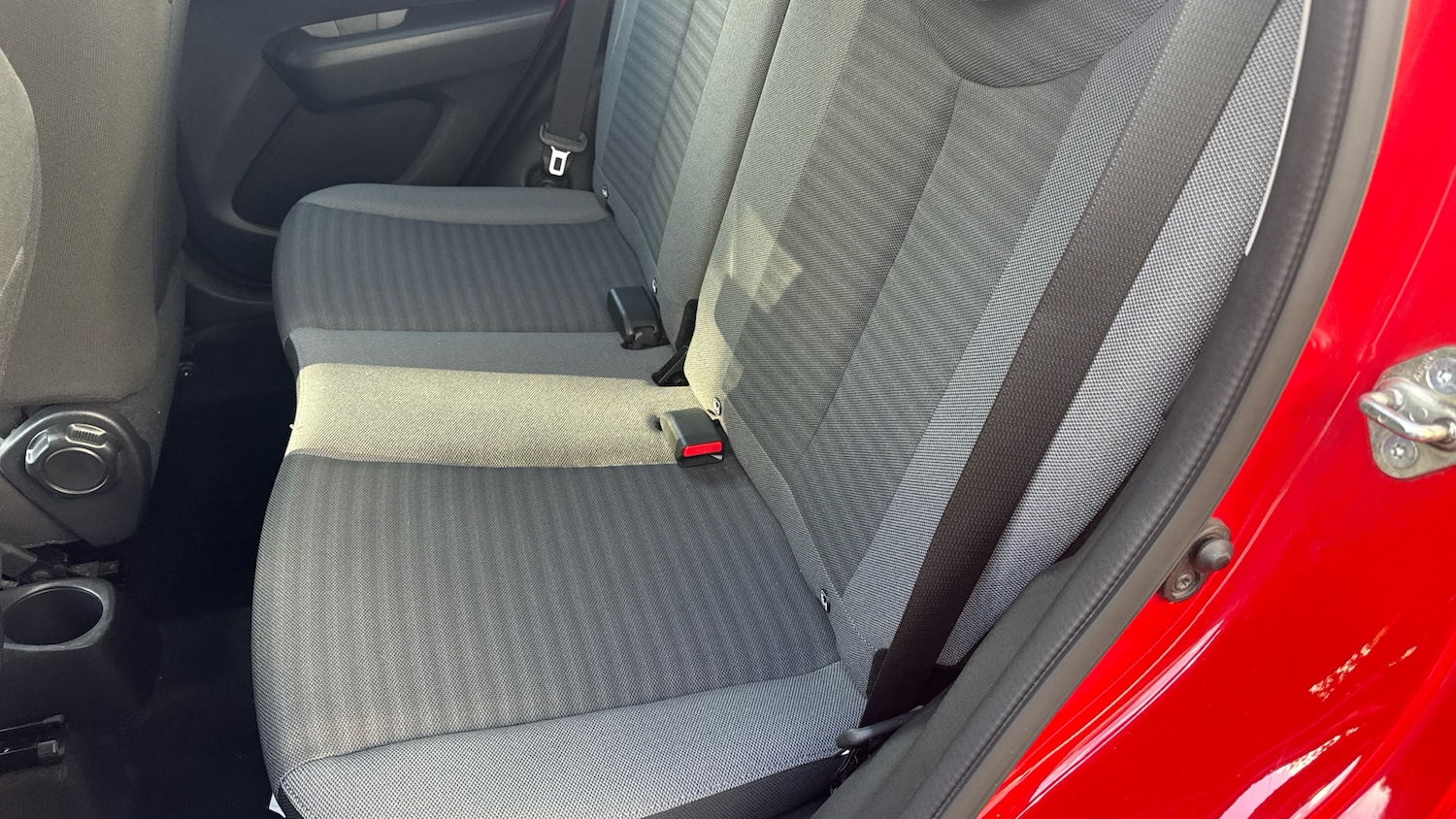 Used Toyota AYGO 2020 for sale - 76450301: Photo 35