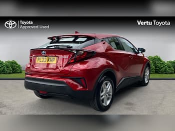 Used Toyota C-HR 2023 for sale - 79733146: Photo