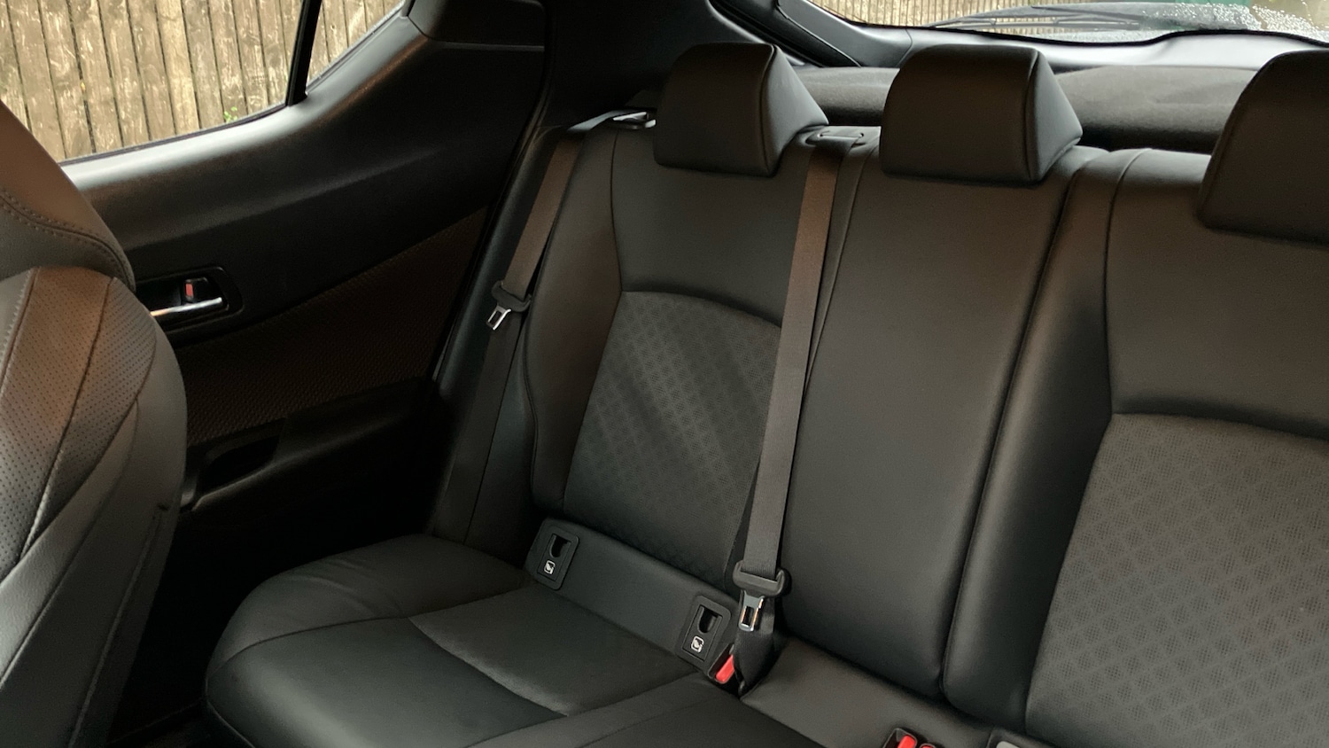 Used Toyota C-HR 2023 for sale - 76638529: Photo 20