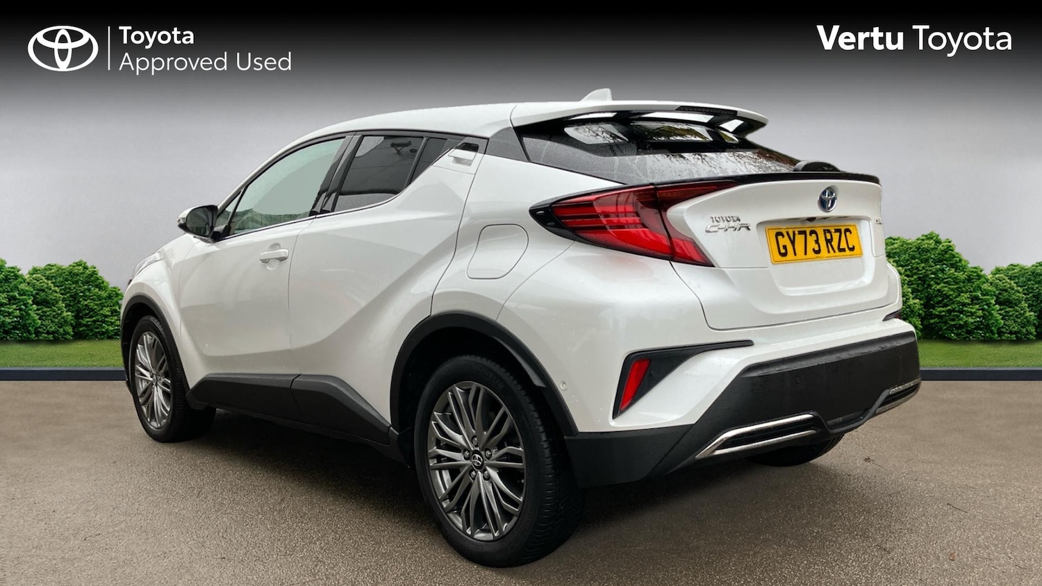 Used Toyota C-HR 2023 for sale - 76638529: Photo 4