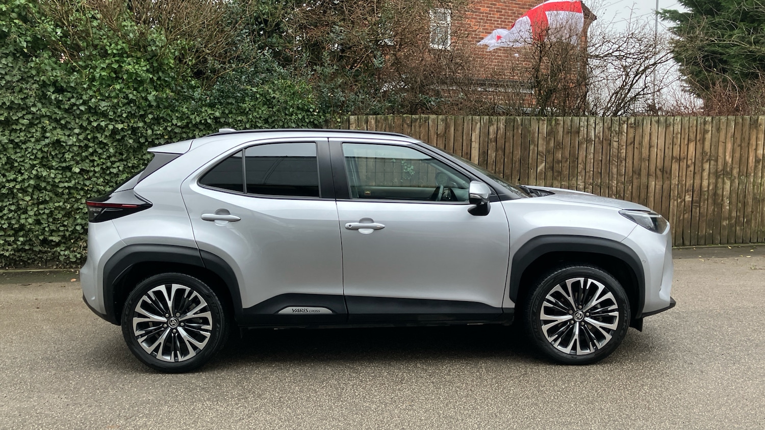 Used Toyota Yaris Cross 2023 for sale - 77420924: Photo 16