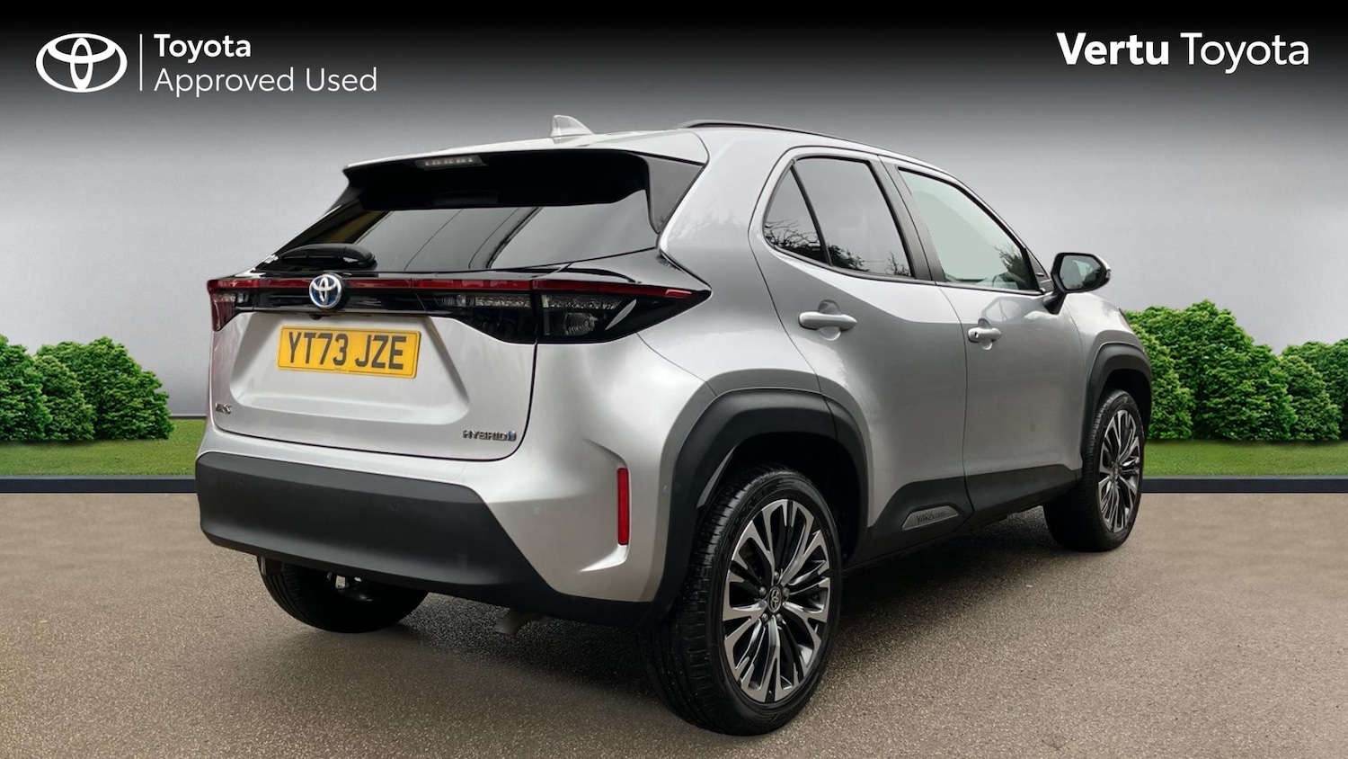 Used Toyota Yaris Cross 2023 for sale - 77420924: Photo 2