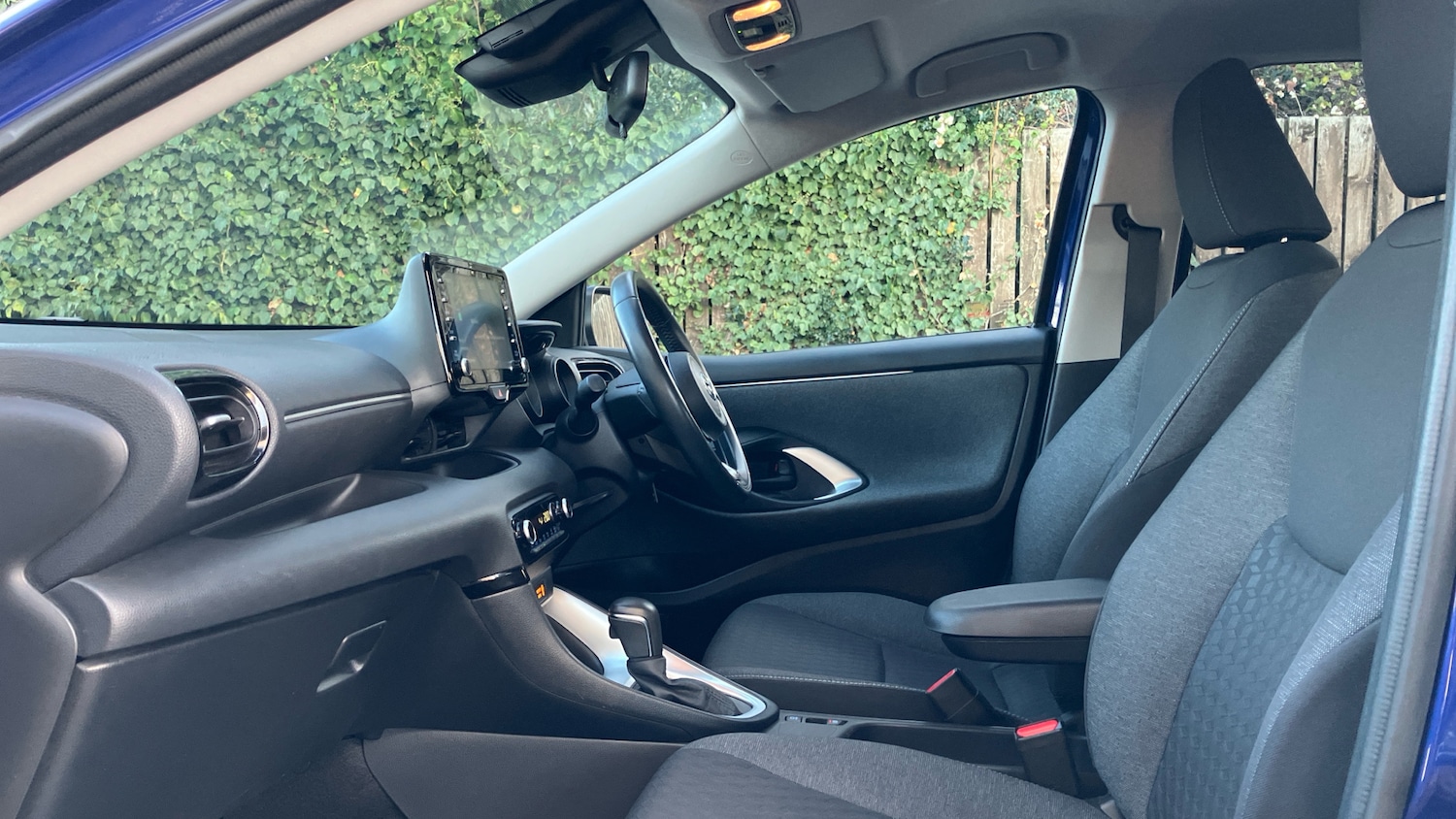 Used Toyota Yaris 2021 for sale - 76892880: Photo 10