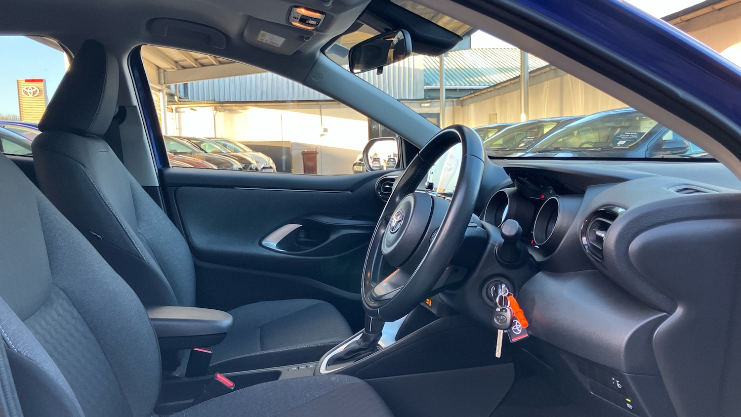 Used Toyota Yaris 2021 for sale - 76892880: Photo 11