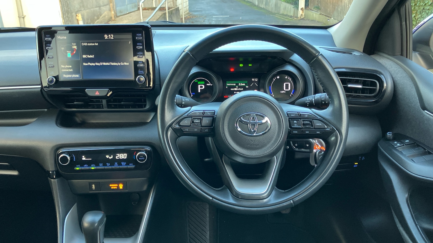 Used Toyota Yaris 2021 for sale - 76892880: Photo 8