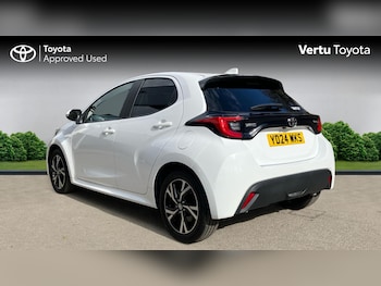 Used Toyota Yaris 2024 for sale - 77819531: Photo