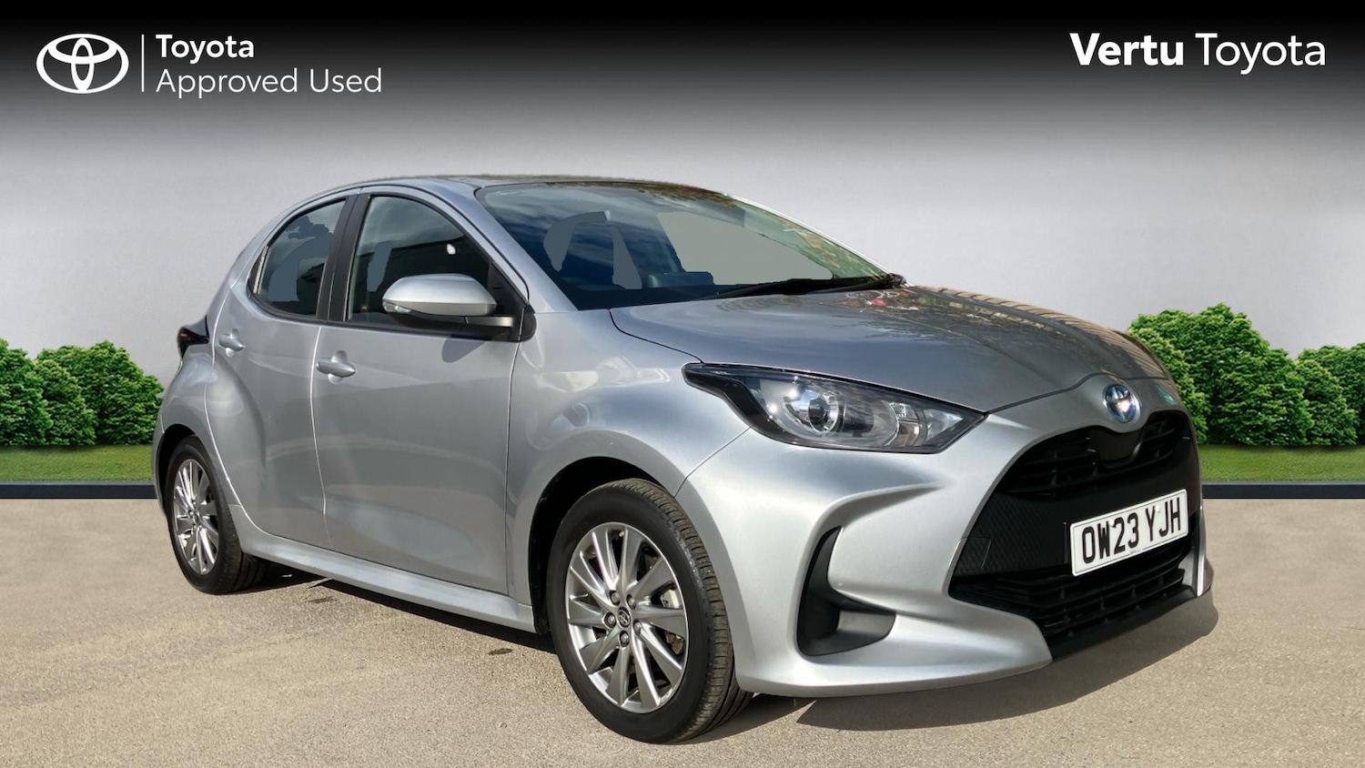 Used Toyota Yaris 2023 for sale - 75987423: Photo 1
