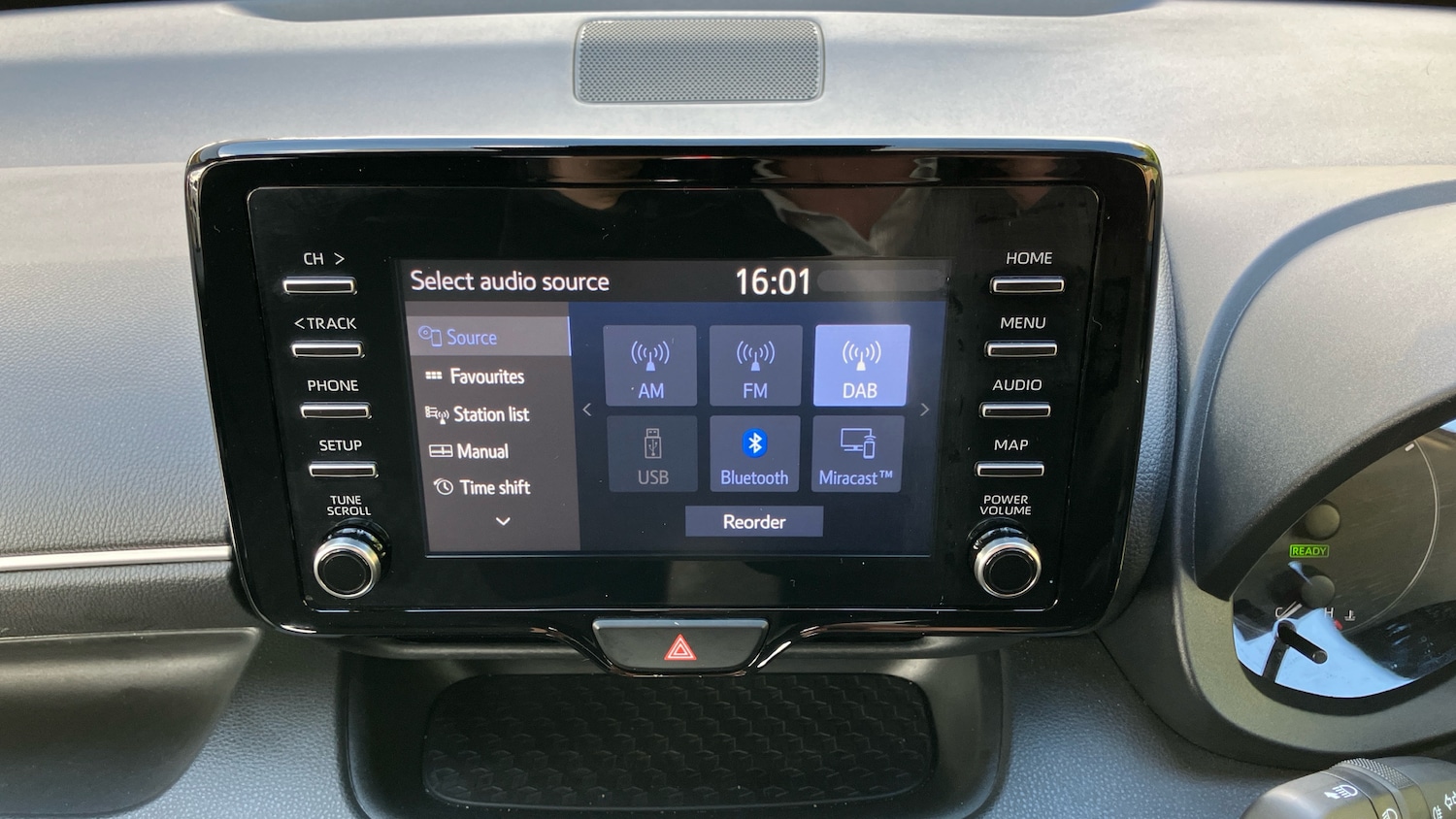 Used Toyota Yaris 2023 for sale - 75987423: Photo 37