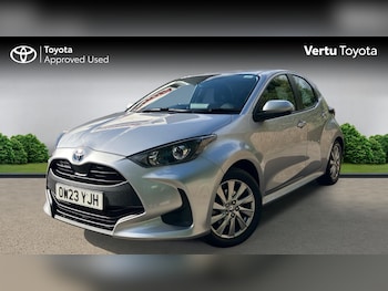 Used Toyota Yaris 2023 for sale - 75987423: Photo 3