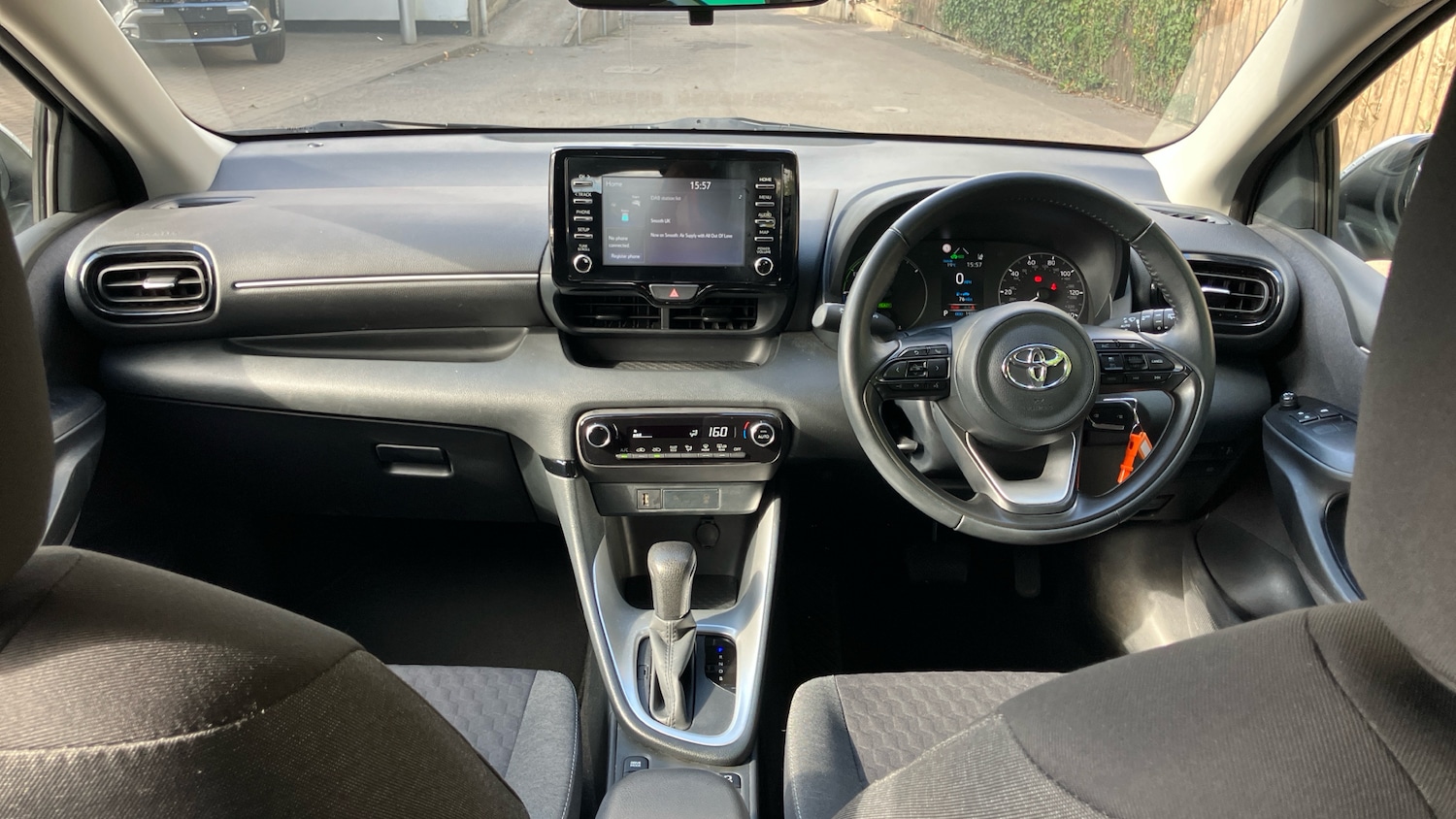 Used Toyota Yaris 2023 for sale - 75987423: Photo 5
