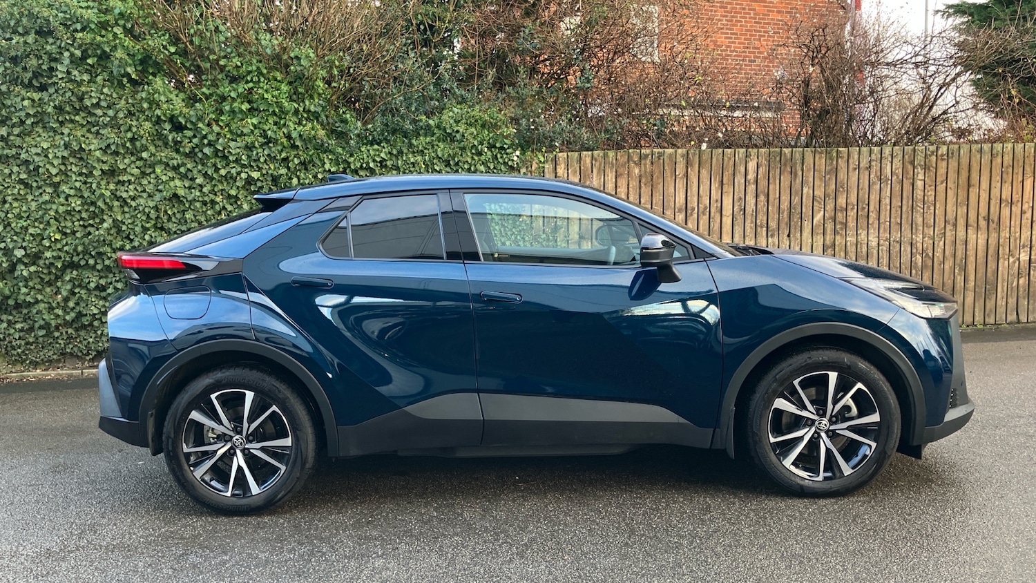 Used Toyota C-HR 2025 for sale - 77953831: Photo 16