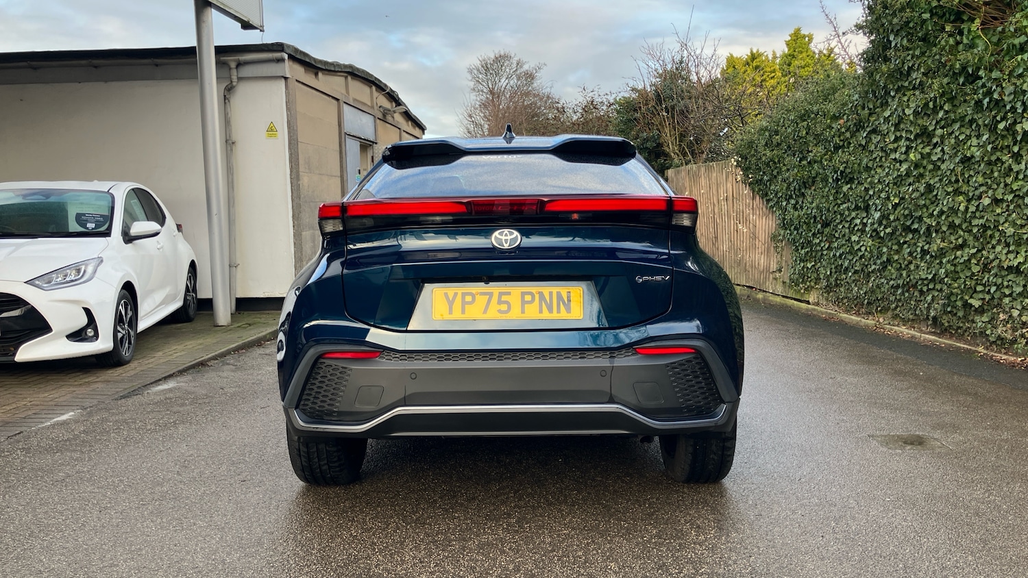 Used Toyota C-HR 2025 for sale - 77953831: Photo 19