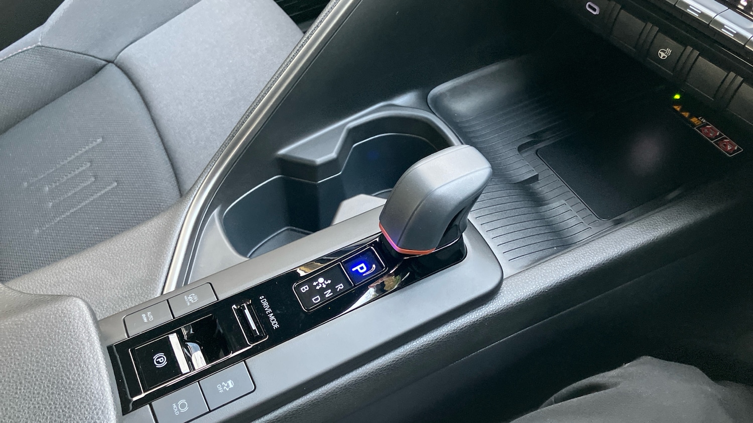 Used Toyota C-HR 2025 for sale - 77953831: Photo 37