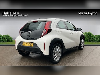 Used Toyota Aygo X 2022 for sale - 76157669: Photo 2