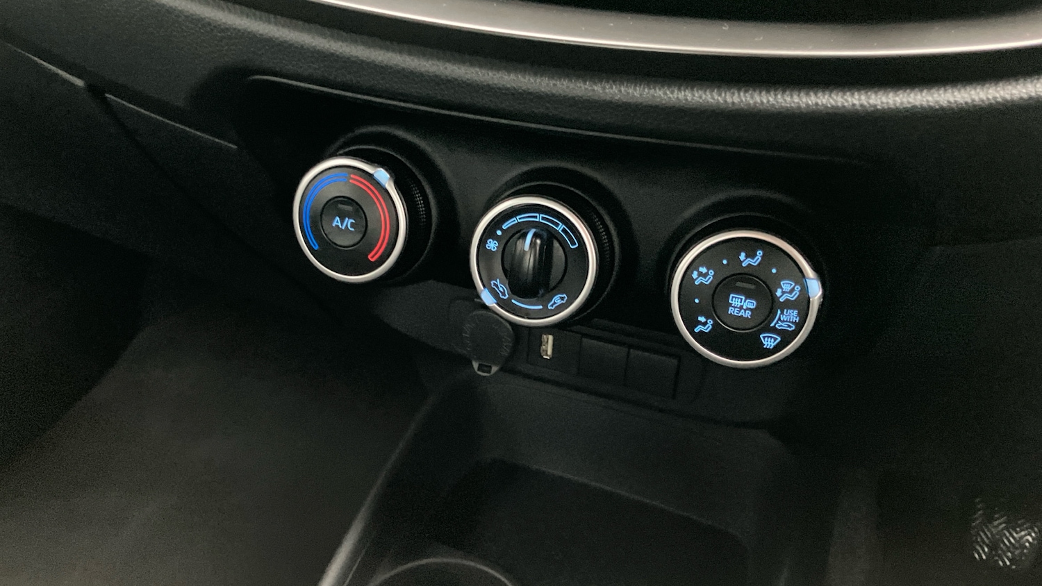 Used Toyota Aygo X 2022 for sale - 76157669: Photo 33