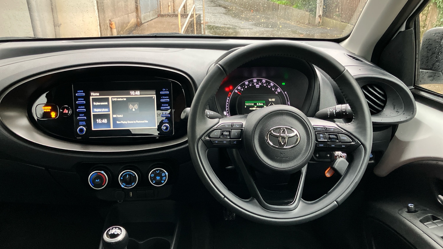 Used Toyota Aygo X 2022 for sale - 76157669: Photo 6
