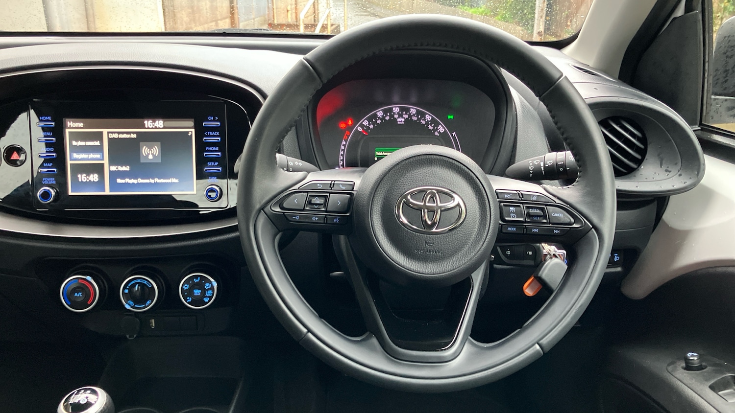 Used Toyota Aygo X 2022 for sale - 76157669: Photo 8