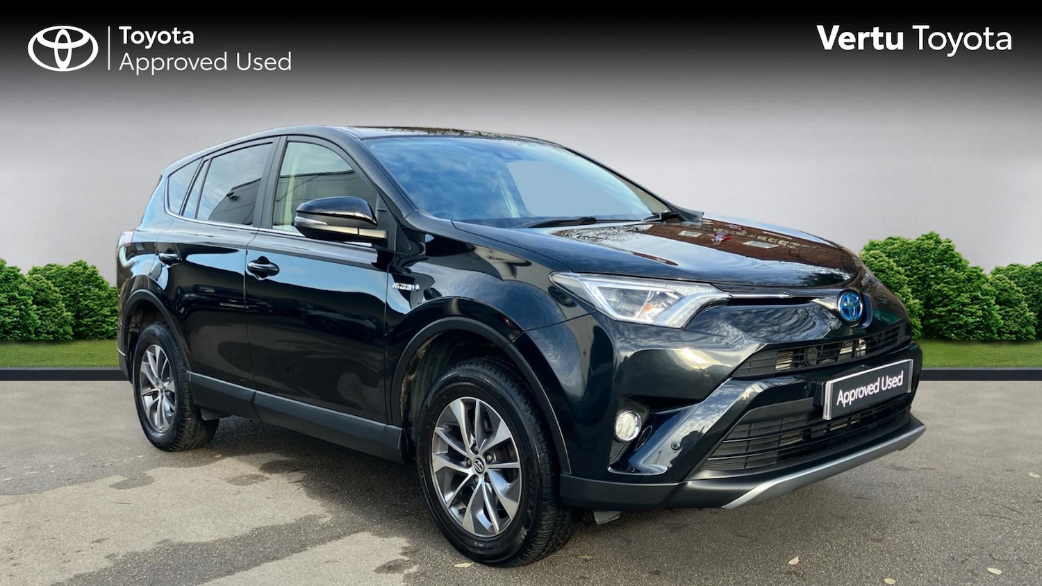 Used Toyota RAV4 2017 for sale - 76971108: Photo 1