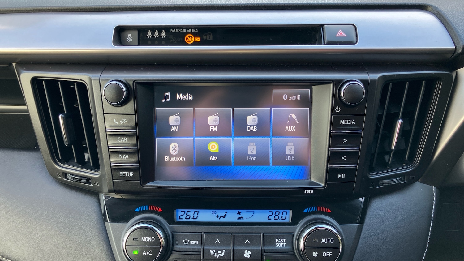 Used Toyota RAV4 2017 for sale - 76971108: Photo 41