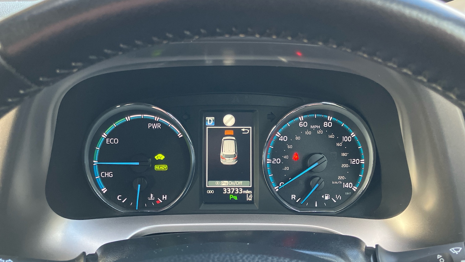 Used Toyota RAV4 2017 for sale - 76971108: Photo 42