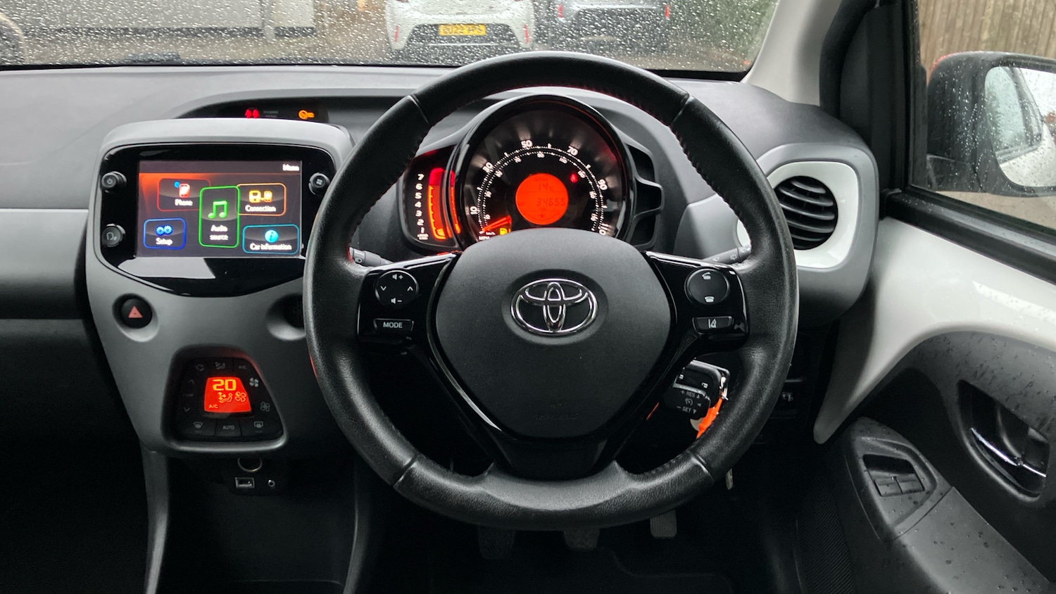 Used Toyota AYGO 2019 for sale - 77264282: Photo 8