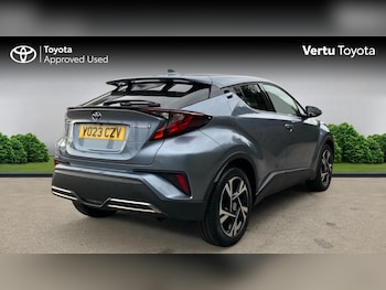 Used Toyota C-HR 2023 for sale - 77964769: Photo