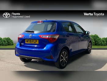 Used Toyota Yaris 2019 for sale - 78993085: Photo