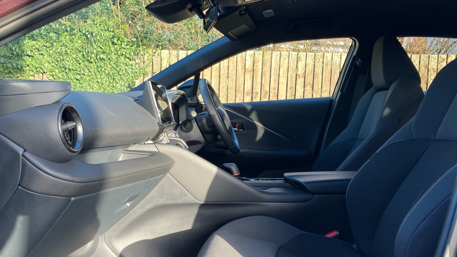 Used Toyota C-HR 2024 for sale - 77363908: Photo 10